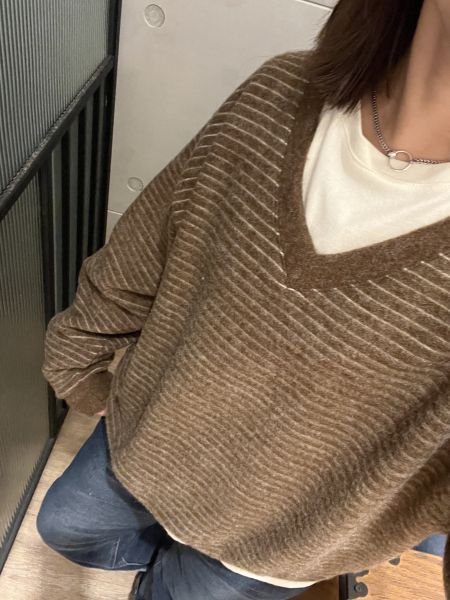 Hn112.設計師檔口超美柔軟條紋上衣 