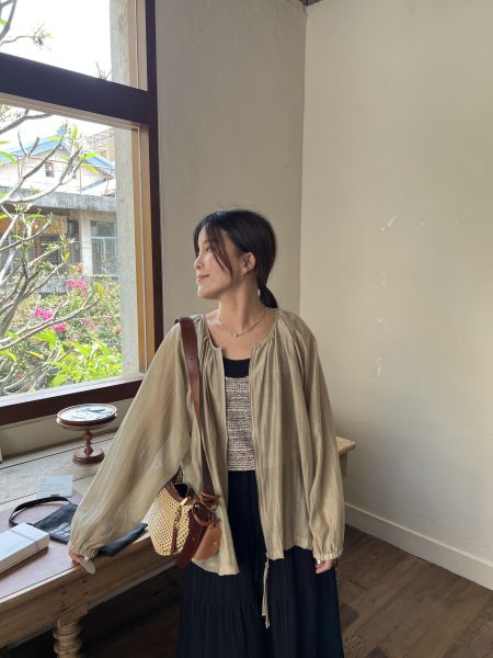 Ai22.超美香檳系抓皺泡袖外 