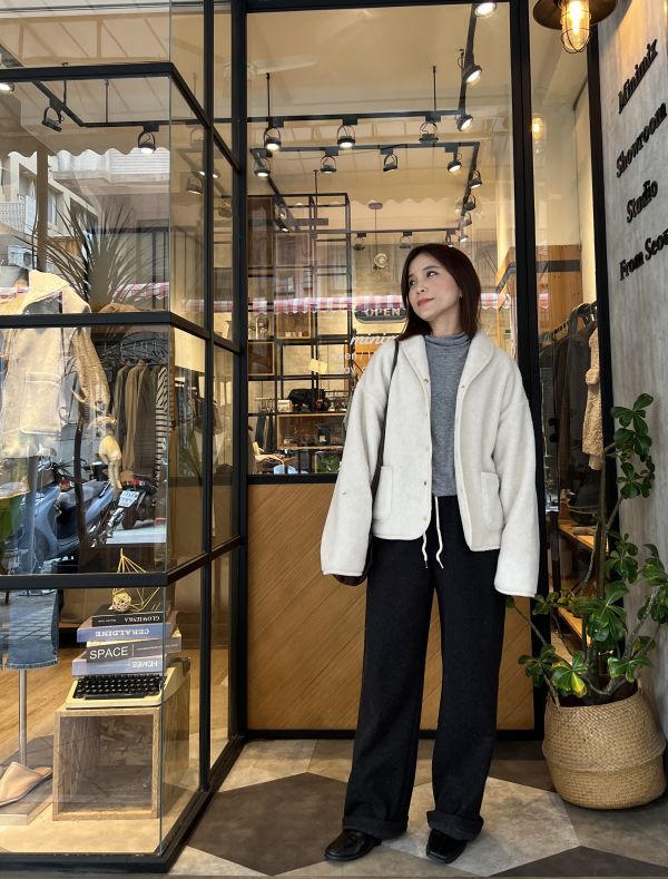 Dc121.暖呼呼羊羔毛翻領外 