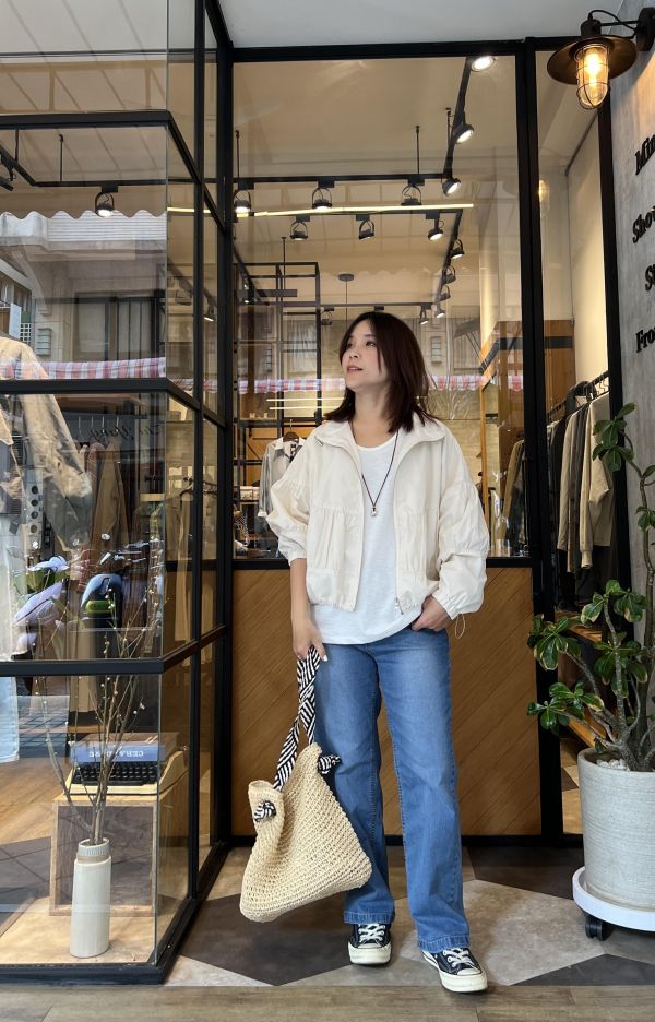 Ap419.可愛抓皺輕量短風衣 