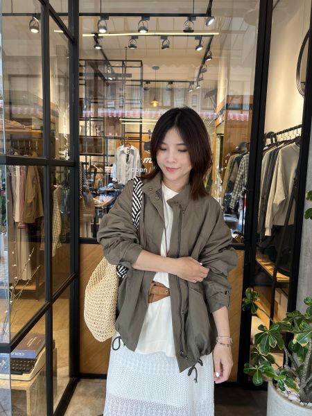 Ap420. 小立領輕工裝風衣外套 