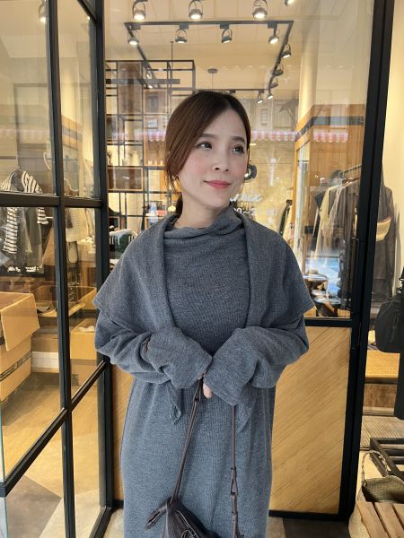 Tb111.超美質感附綁巾長洋