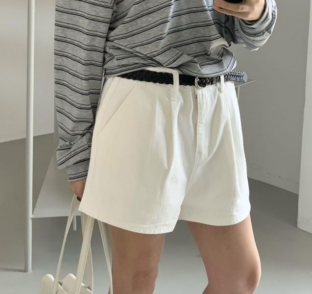 Ai29.不挑人奶油系短褲 