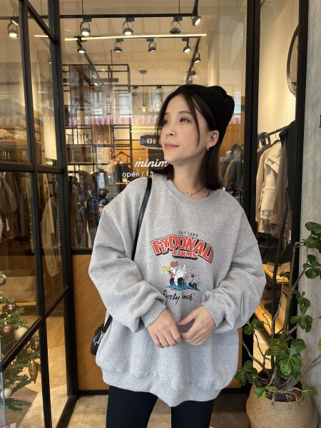 Dm110.室友共穿/超Q尖叫雞大學t 