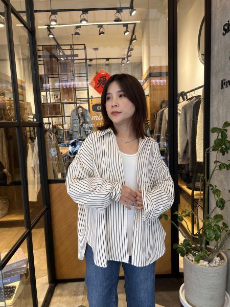 Ma317.經典質感直條衫 