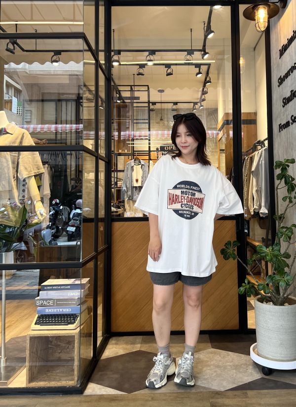 Jj02.室友共穿水洗復古Logo T 