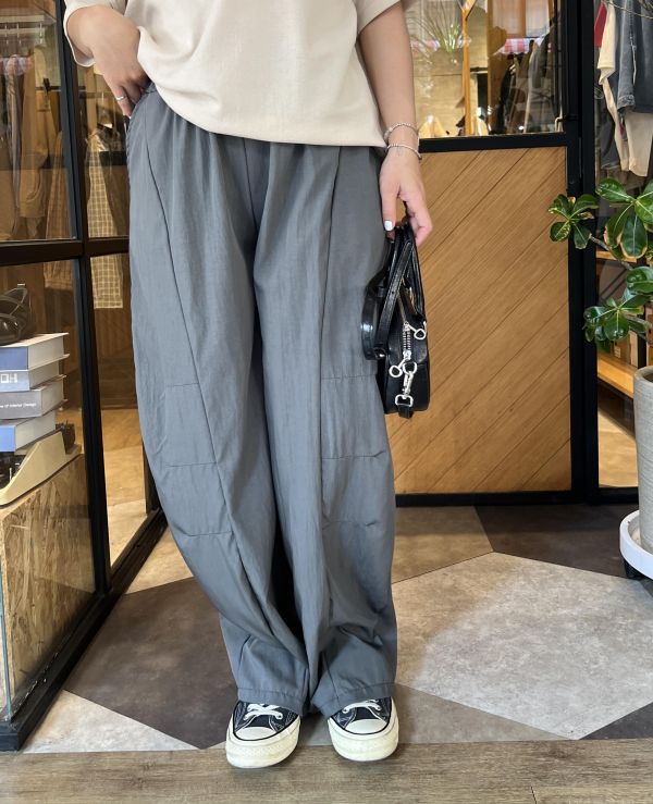 Ai19.愛牌家空氣感輕量弧度神褲 