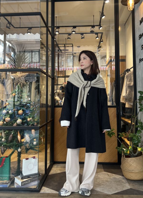 Dc123.超美無肩線後打褶手工大衣 