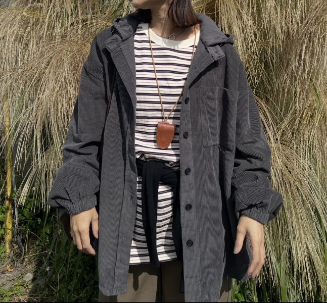 Nn123.設計師檔口坑條絨帽衫外 