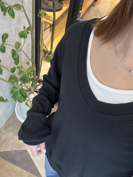 Ma309.柔軟華夫格V領上衣 