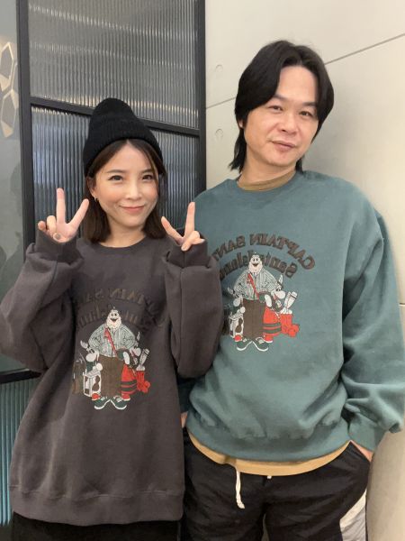 Dc109.室友共穿時髦聖誕老人大學t 