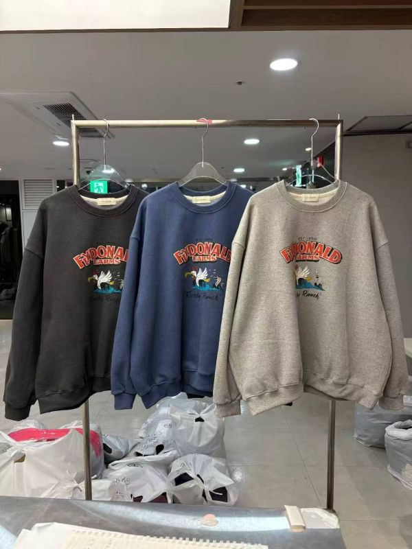 Dm110.室友共穿/超Q尖叫雞大學t 