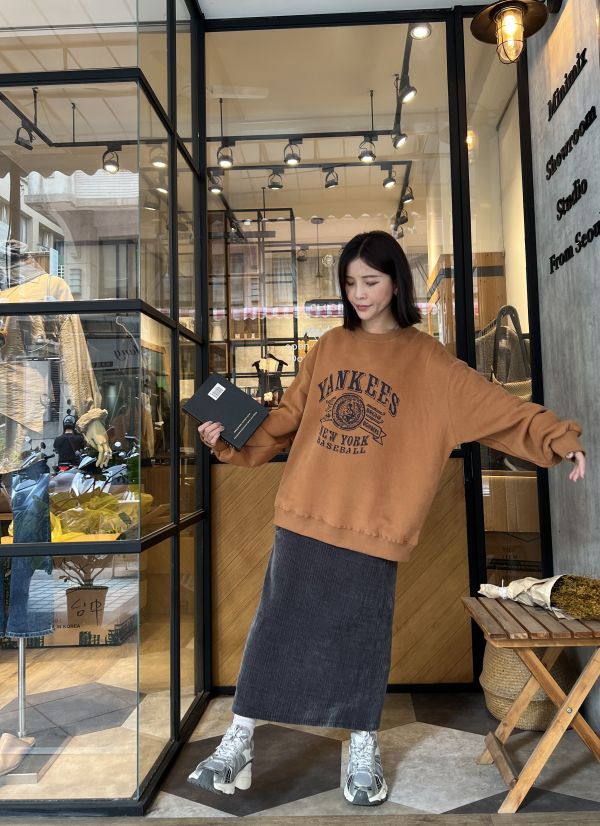 Nv119.室友共穿！必收洋基大學t 