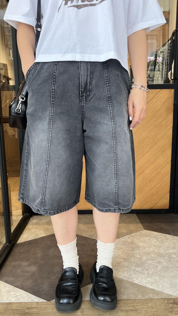 Ap425.不挑人愛牌牛仔5分褲 