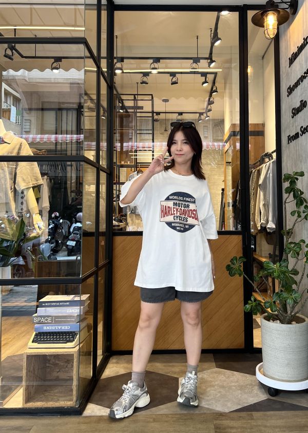 Jj02.室友共穿水洗復古Logo T 