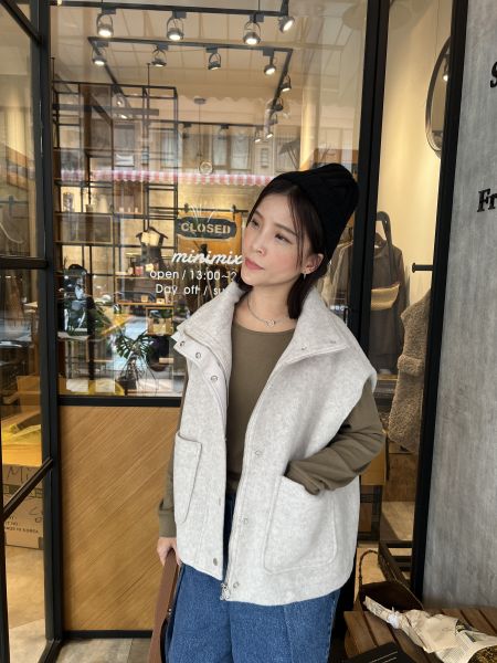 Nv117.口袋毛呢百搭背心 