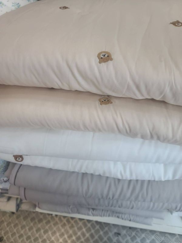 Kg07.天絲四季厚被-刺繡小熊/粉 