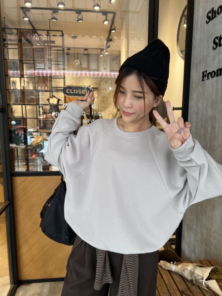 Nv108.質感愛牌家特殊面料抽繩大學 