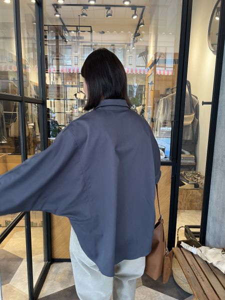 Nv120.設計愛牌檔口剪裁襯衫 