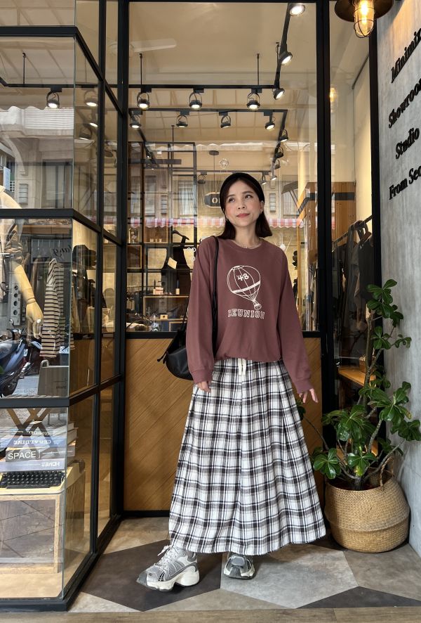 Nn101.愛牌家輕量大學t 