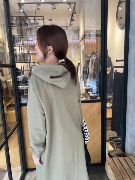 Tb112.日常最愛連帽長版T