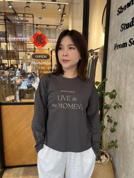 Ma307.質感小品英字t 