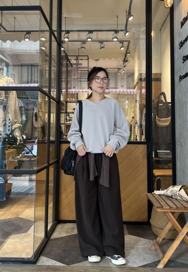 Nv108.質感愛牌家特殊面料抽繩大學 