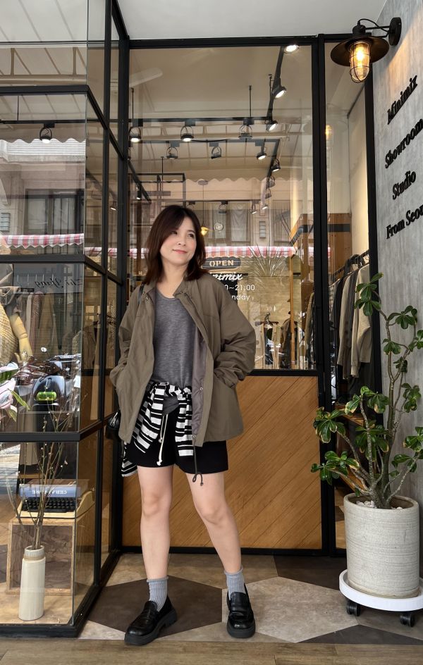 Ap414.中車線chill 抽繩短褲 