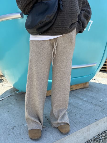 Hm132.親膚長腿針織神褲 