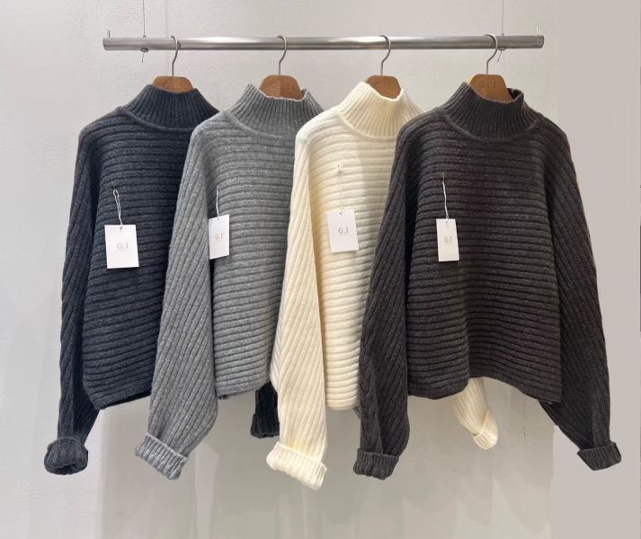 Hn126.羊絨立領斗篷毛衣 