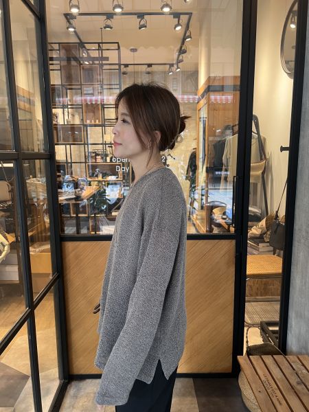 At907.超美混色鬆弛感針衫 