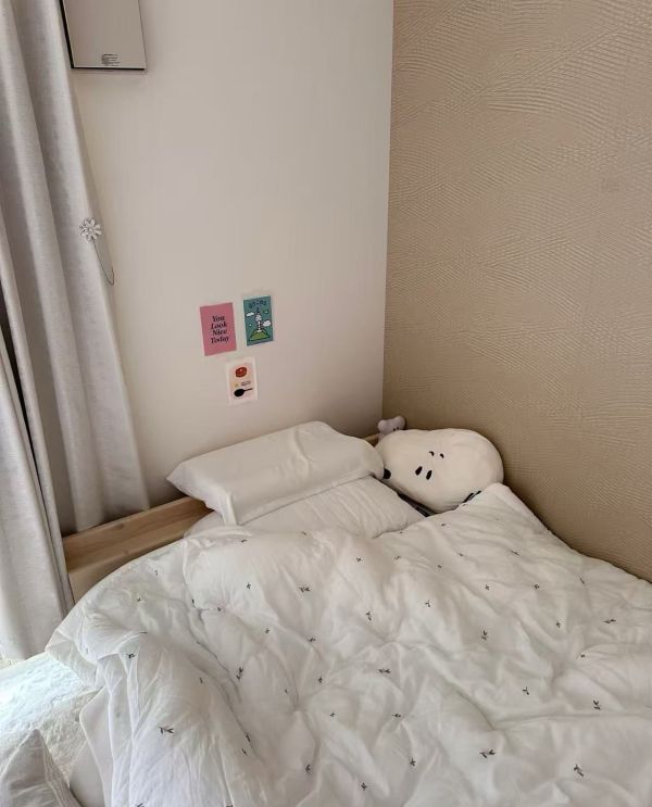 Kg72.刺繡小花天絲莫代爾四季被/白 