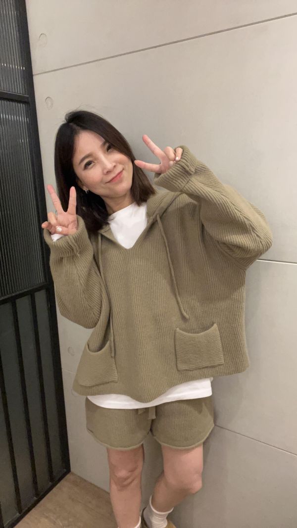 sp125.超Q連帽毛衣+短褲套裝/駝 