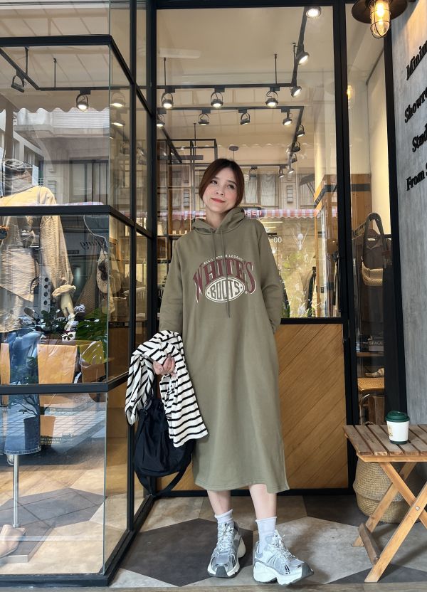 Tb112.日常最愛連帽長版T