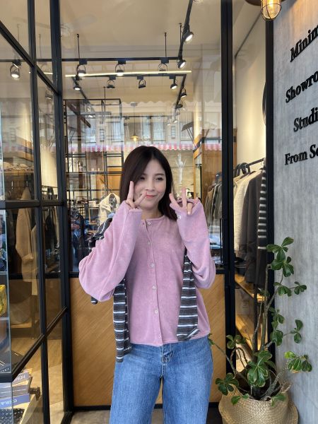 Sp110.霧絨面可愛開襟衫/粉 