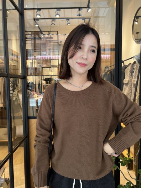 Dc104.一針到底cashmere 上衣 