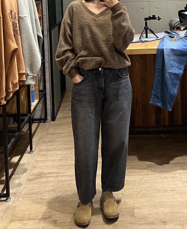 Hm140.緊急上架愛牌必買牛仔褲/碳黑 