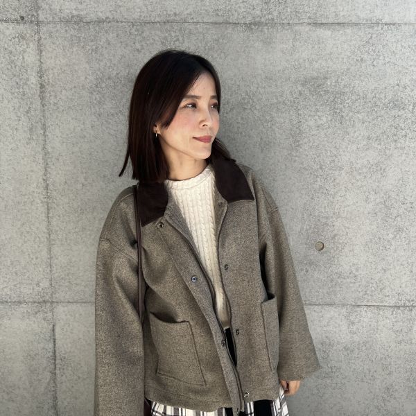 Nn117.拼色領毛呢外 