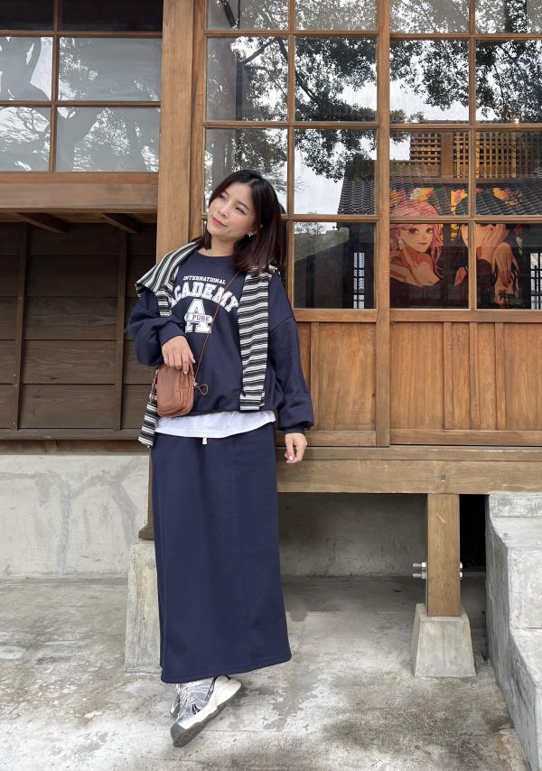 Sp116.（必買）可配套裝春款大學t/深藍 