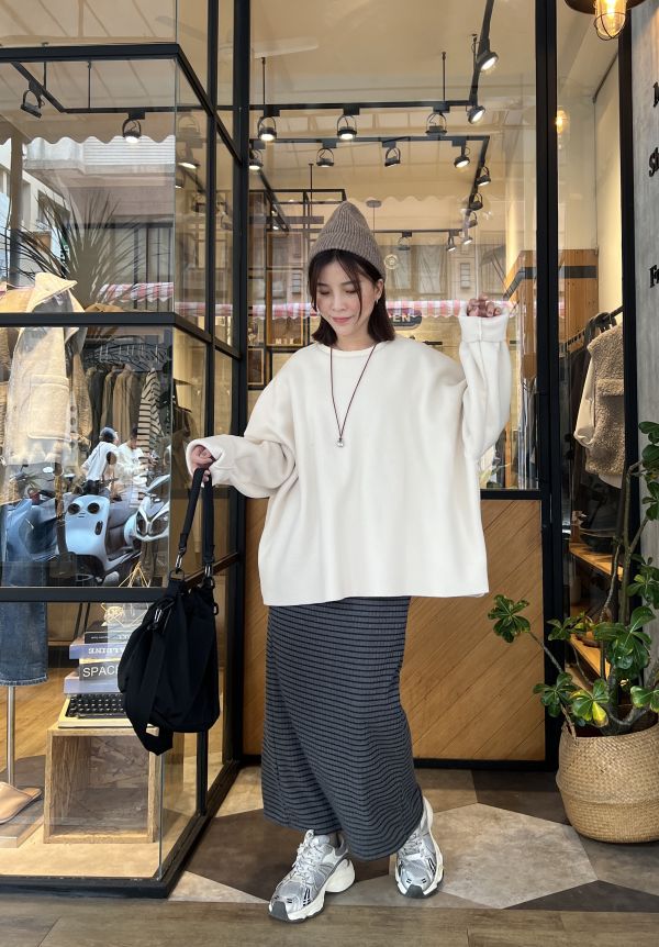 Dc114.延展細針條紋口袋裙 