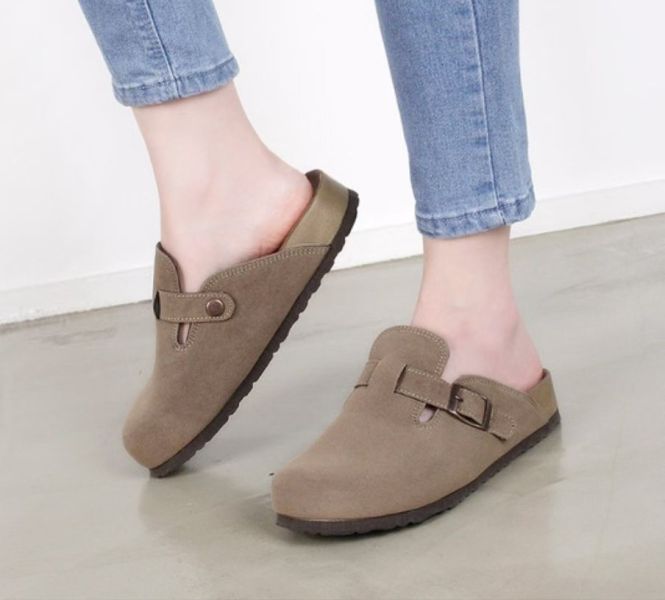 Jn126.超輕量扣環包頭鞋 