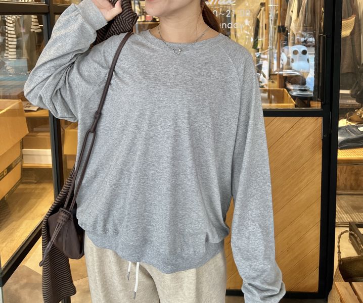 Nv101.大學t剪裁薄款t 