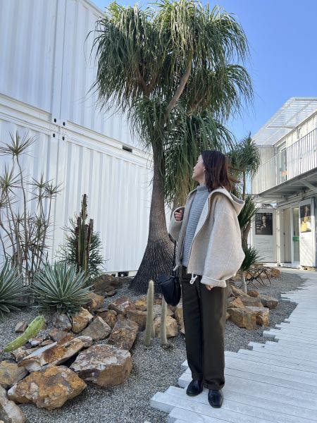 Hn130.必買可愛羊絨帽斗篷手工大衣 