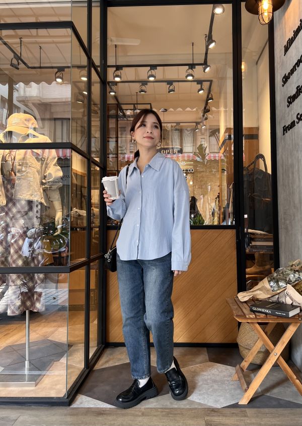 Fb07.質感愛牌家後打褶美襯衫 