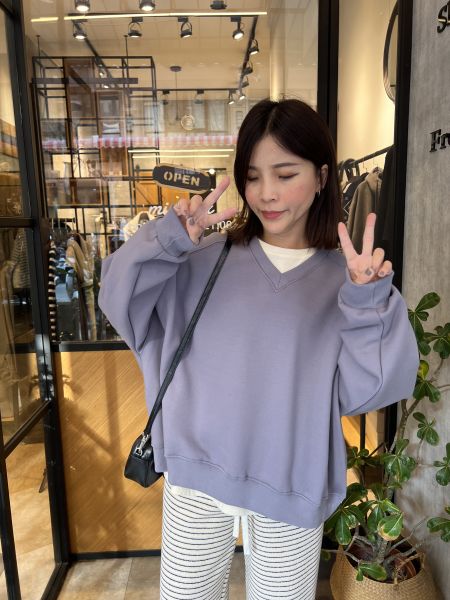 Jn108.全員必收超美版單色大學t 