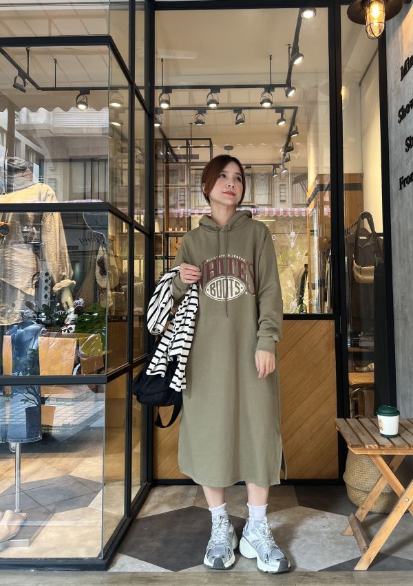 Tb112.日常最愛連帽長版T