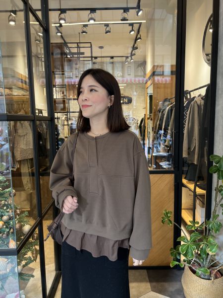 Jn110.最愛設計師檔口質感絨面拼層次上衣 