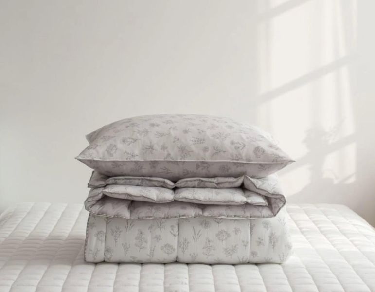 Kg95.手繪風印花四季被/藕粉 