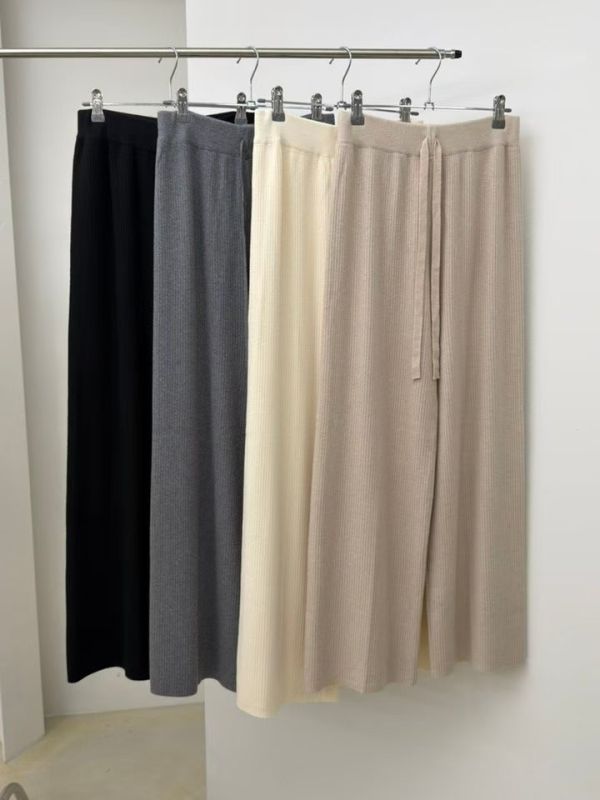 Nv123.質感s家針織坑紋神褲 