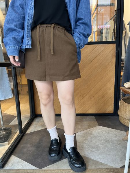 Aa927.質感藏肉裙褲 